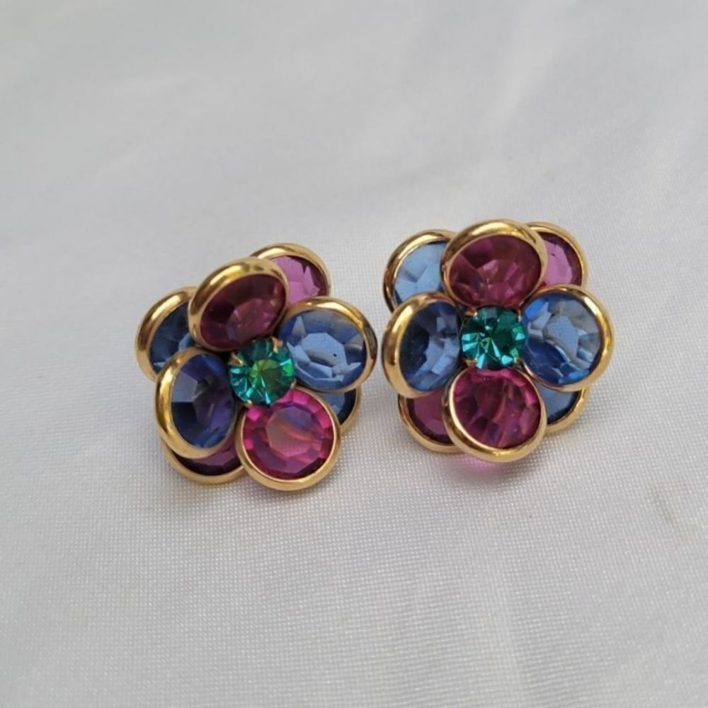 Vintage flower burst earrings - Picture 2 of 5